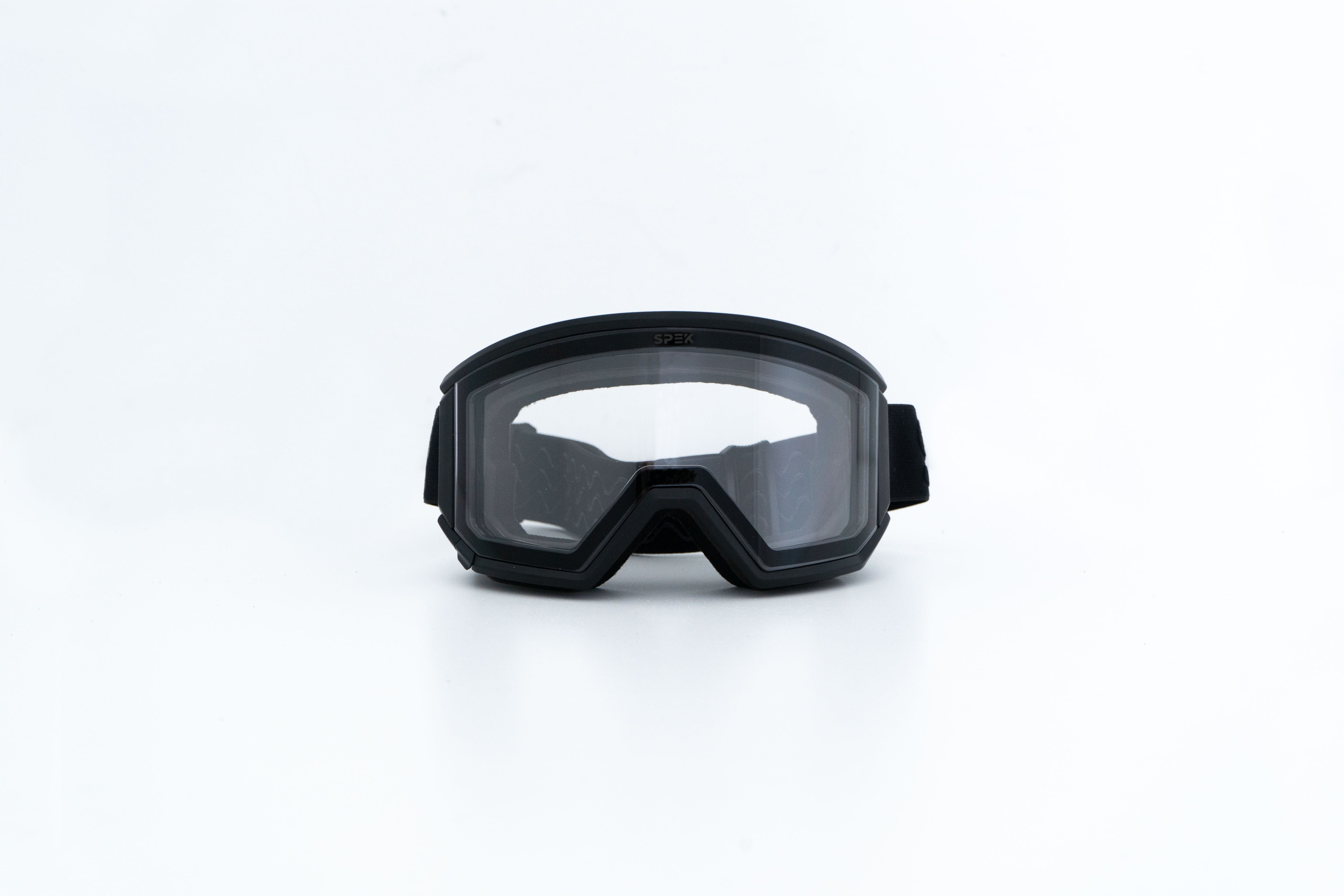 lunette de ski format grand avec lentille transparente